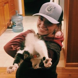 Meet your Posher, Caroline